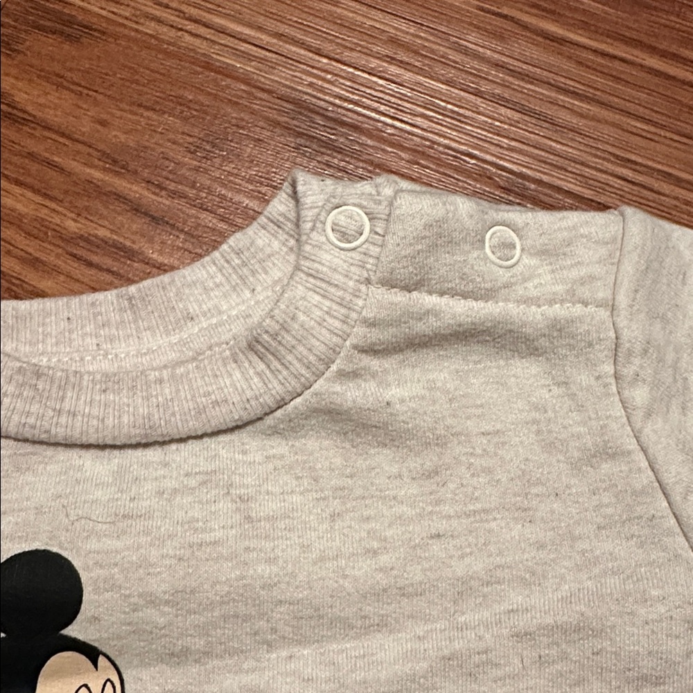 Disney Mickey 2pc Pullover with Joggers 3-6 Months - Picture 3 of 7